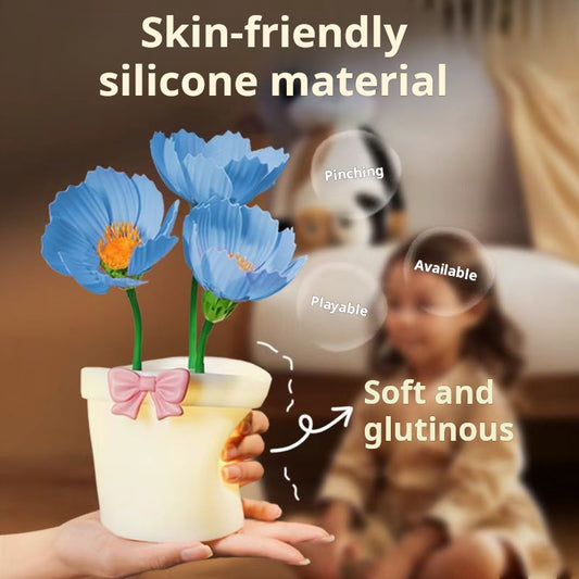 A warm night light that can automatically open and close flowers